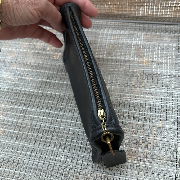 COACH BLACK LEATHER VINTAGE COSMETIC CASE BAG - Picture 12 of 12